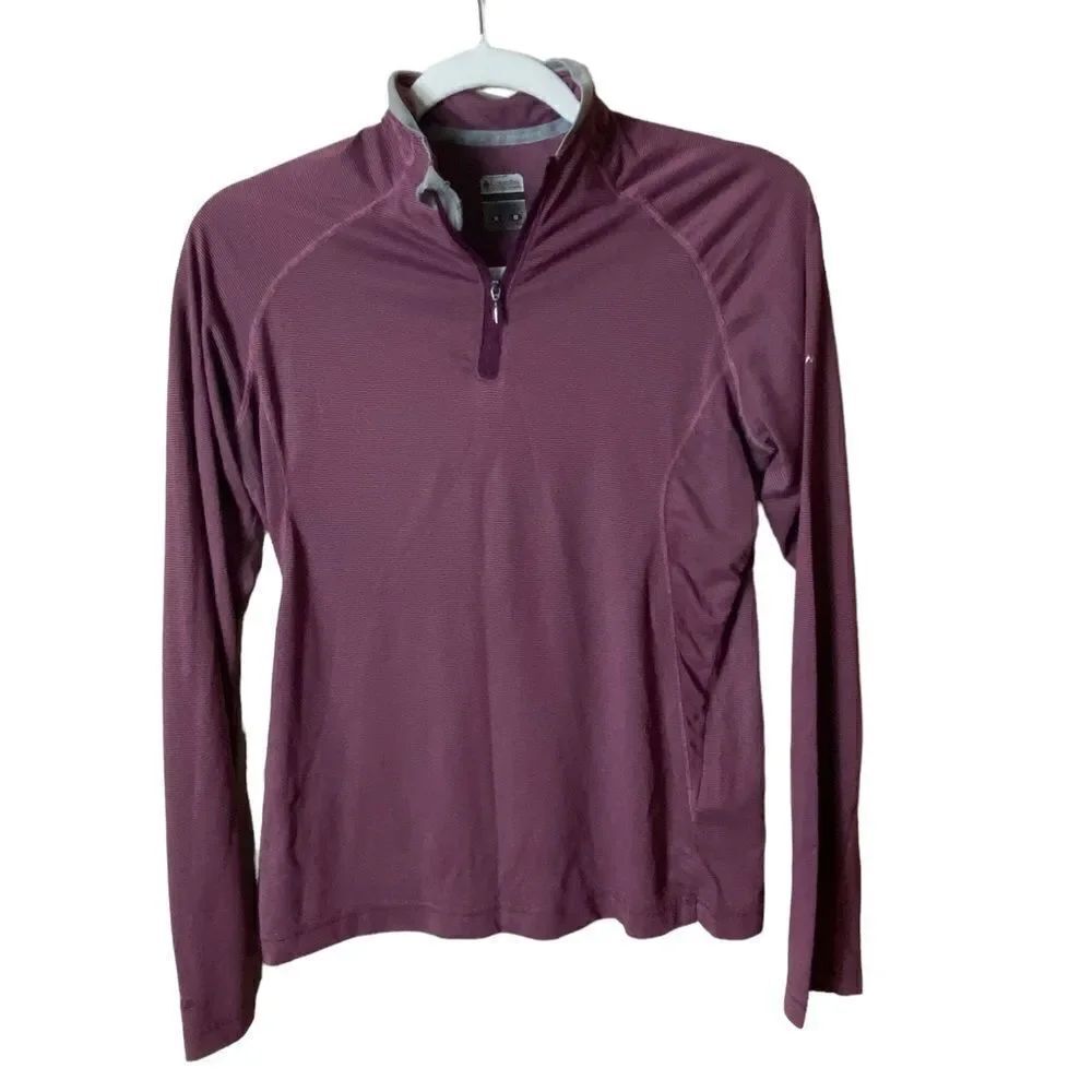 Columbia Titanium Wm’s Sz Med Burgundy Gray 1/4 Zip Long Sleeve Pullover Top